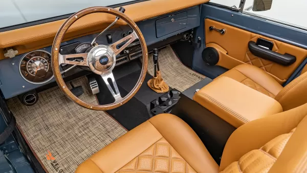 1971 Anvil Classic Ford Bronco_0026_Driver Side Custom Interior