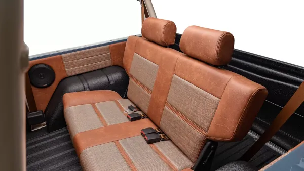 1966_Anvil_Ranger_0024_Custom Rear Seats