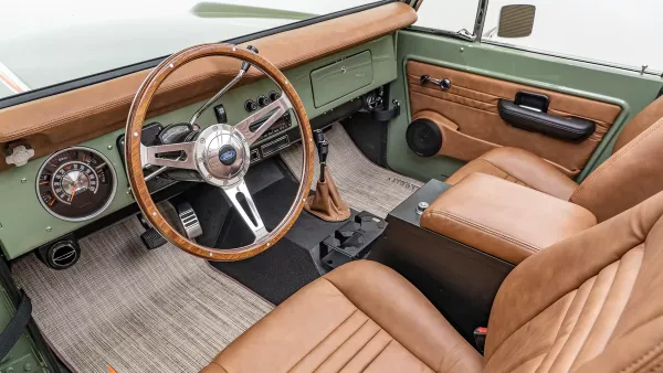 1969_Boxwood Green_Ranger_0012_Custom Driver Interior