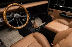 https://www.velocityrestorations.com/assets/vehicles/219-1977-classic-ford-broncointerior-22-sm.webp