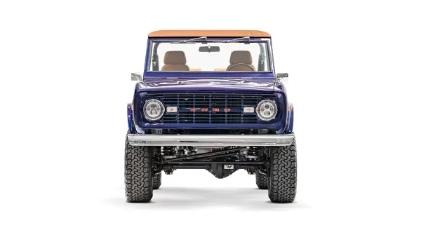 1971_Royal Blue_0011_Front Grille