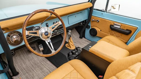 1972_Turqouise_0012_Custom Driver Interior