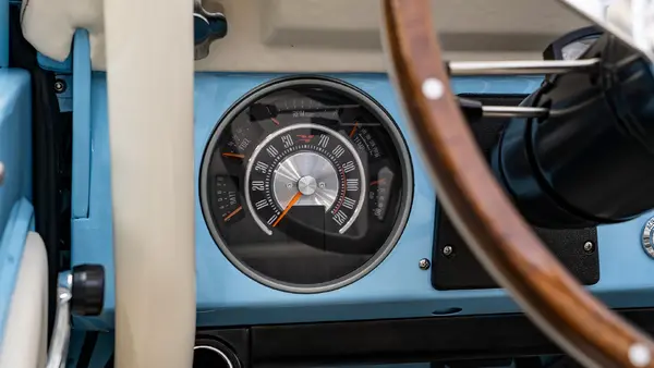 1973_Wind Blue_Ranger_0032_Custom Dashboard