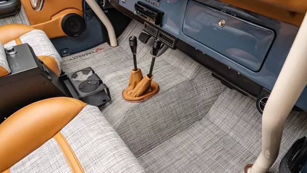 1974_Anvil Grey_Ranger_Hardtop_0026_Custom Floormats