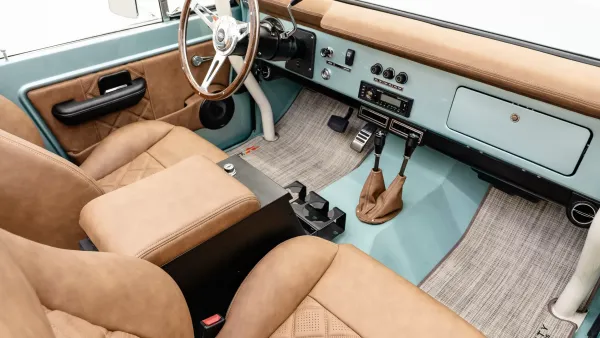 1977 Velocity Classic Ford Bronco_18 Passenger Side Interior
