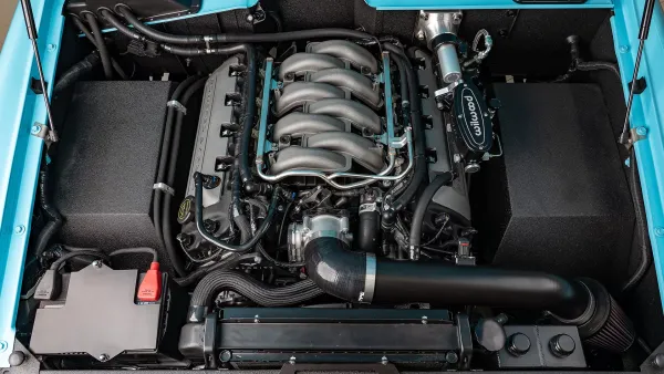 1969_Tiffany Blue_6PT_0023_Engine View 1