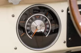 https://www.velocityrestorations.com/assets/vehicles/3265-1969-velocity-classic-bronco-cpo15-dakota-digital-gauges-sm.webp