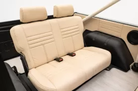https://www.velocityrestorations.com/assets/vehicles/3266-1969-velocity-classic-bronco-cpo16-rear-onterior-sm.webp