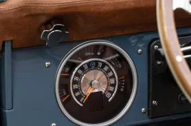 https://www.velocityrestorations.com/assets/vehicles/3337-1972-velocity-classic-ford-bronco15-dakota-digital-gauges-sm.webp