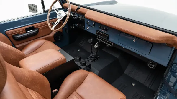 1972 Velocity Classic Ford Bronco_18 Passenger Side Interior