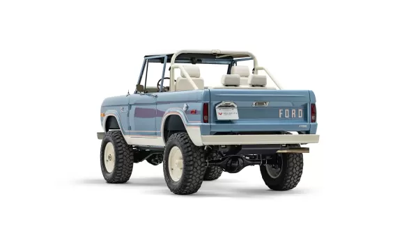 1972 Classic Ford Bronco Ranger_Drivers Side Front 3 4