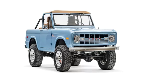 1968 Brittany Blue Classic Ford Bronco_0002_Passenger Front