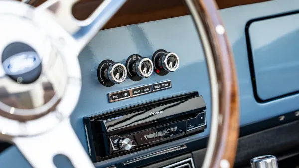 1974 Brittany Blue Bronco_19 Interior