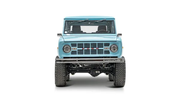 1967_Forst Turquoise Classic Ford Bronco Front_5 Front
