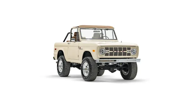 1974 Harvest Moon Classic Ford Bronco_6 Passenger Side Front 