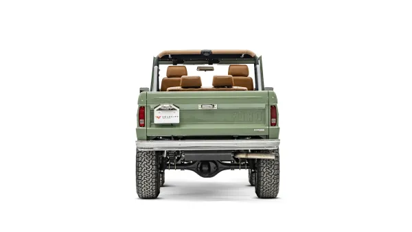 1976 Boxwood Green Ford Bronco_11 Rear Tailgate