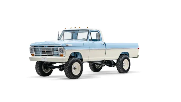 1970 Blue Ford F250 Highboy_3 Drivers Side Front 3.4