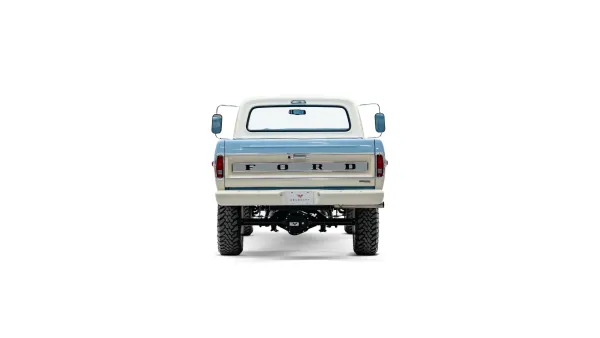 1970 Blue Ford F250 Highboy_11 Rear Tailgate