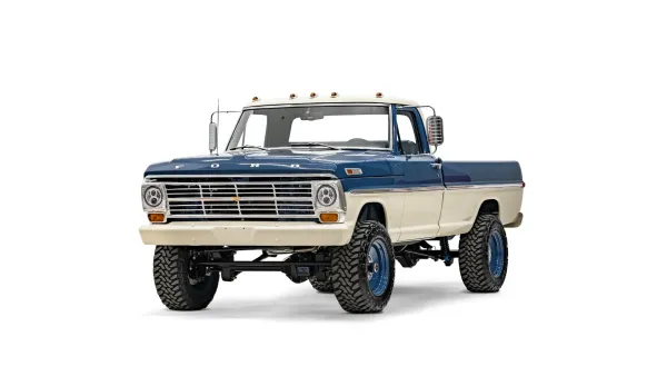 1970 Blue Ford F250_4 Drivers Side Front 