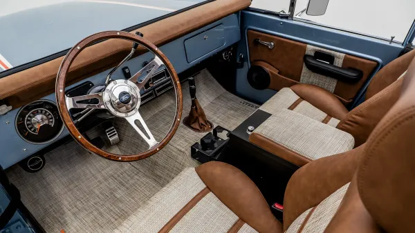 1967_Brittany Blue_0012_Custom Driver Interior