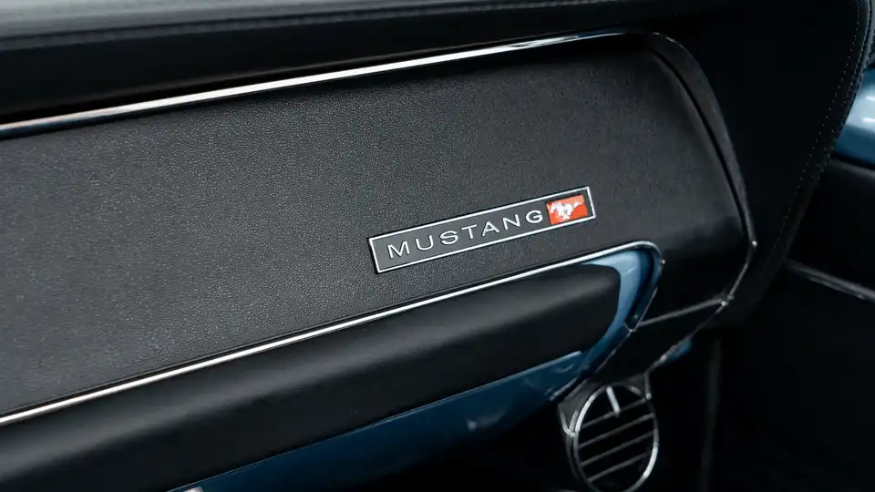 1968 Brittany Blue Ford Mustang_21 Interior