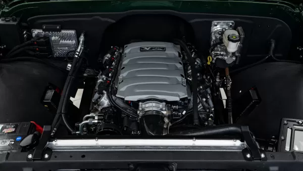 1970 Chevrolet K5 Blazer_Engine 26