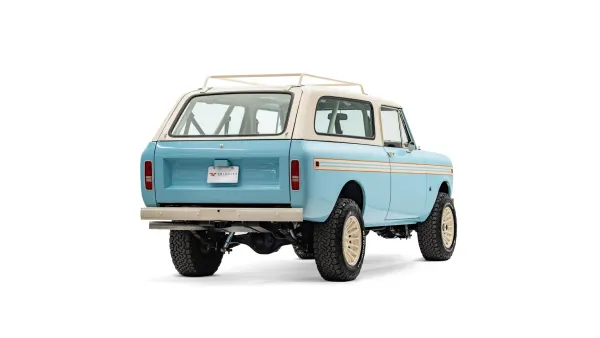 1978 International Scout Traveller_10 Passenger Side Rear