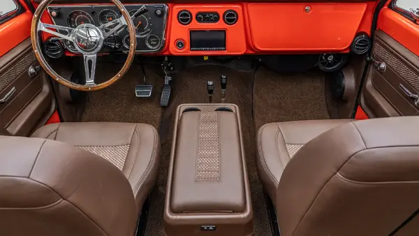 1970 Orange Chevrolwt K5 Blazer_Exterior_17 Front Interior