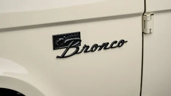 1968 Early Ford Bronco Blackout_25 Exterior 