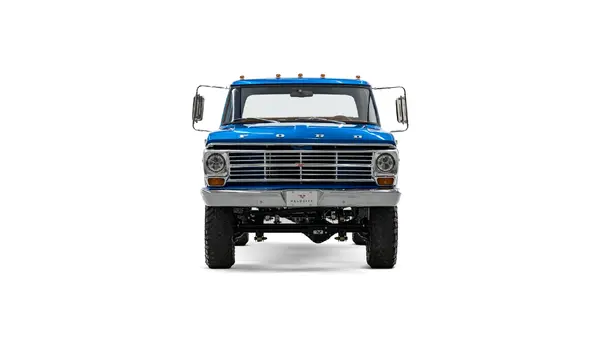 1972 Velocity Blue Ford F250_5 Front