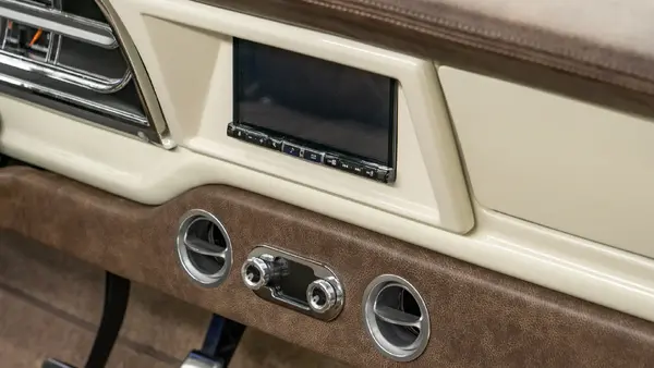 1972 Classic Ford F100_20 Interior