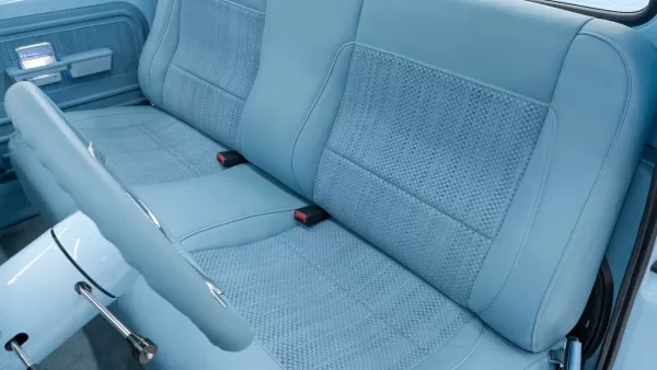 1970 Wind Blue Ford F250_Front Interior