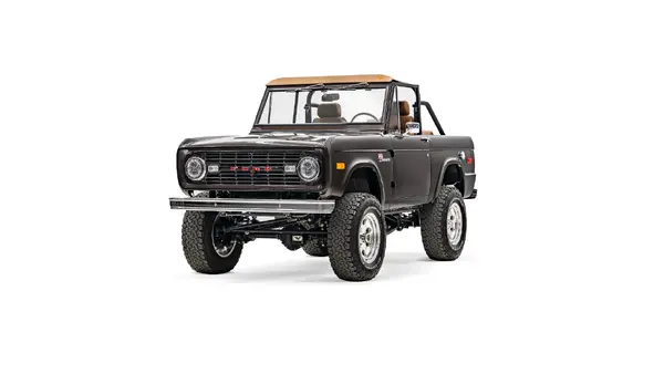 1967 Velocity Early Ford Bronco_4 Drivers Side Front 