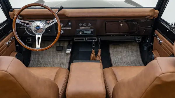 1967 Velocity Early Ford Bronco_17 Front Interior