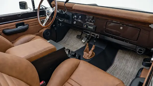 1967 Velocity Early Ford Bronco_18 Passenger Side Interior