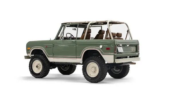 Boxwood Green Early Ford Bronco_9 Passenger Side Rear 3