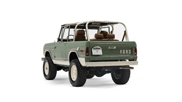 Boxwood Green Early Ford Bronco_10 Passenger Side Rear