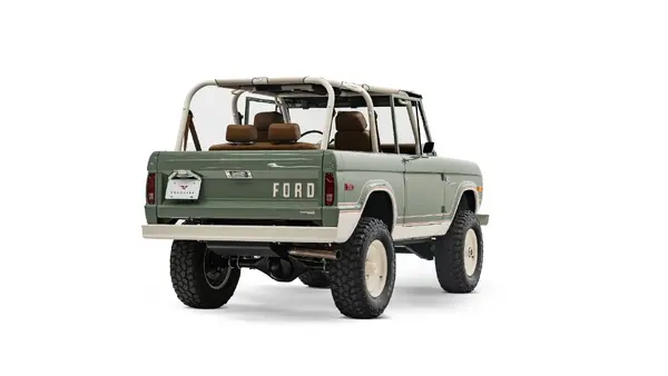 Boxwood Green Early Ford Bronco_13 Driver Side Rear 3.4