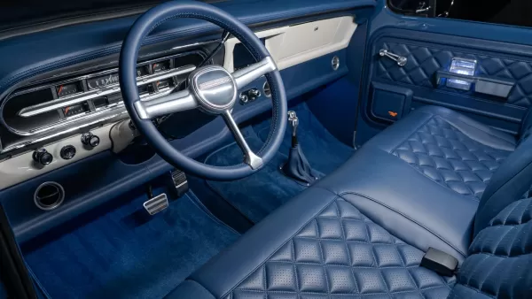 1972 Blue Ford F250_Driver Side Interior
