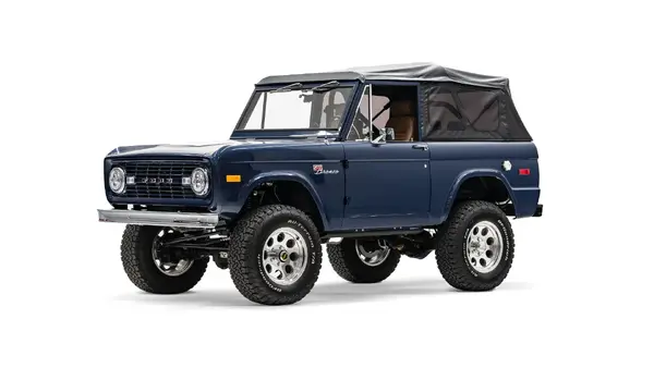1975 Classic Ford Bronco Soft Top_3 Drivers Side Front 3.4
