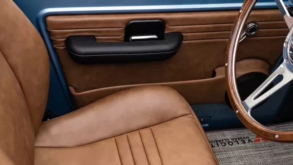 1968 Brittany Blue Classic Ford Bronco_0015_interior