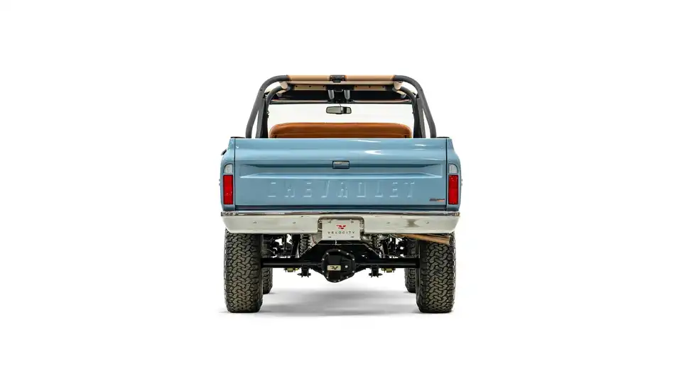 1972 Chevrolet K5 Blazer_11 Rear Tailgate
