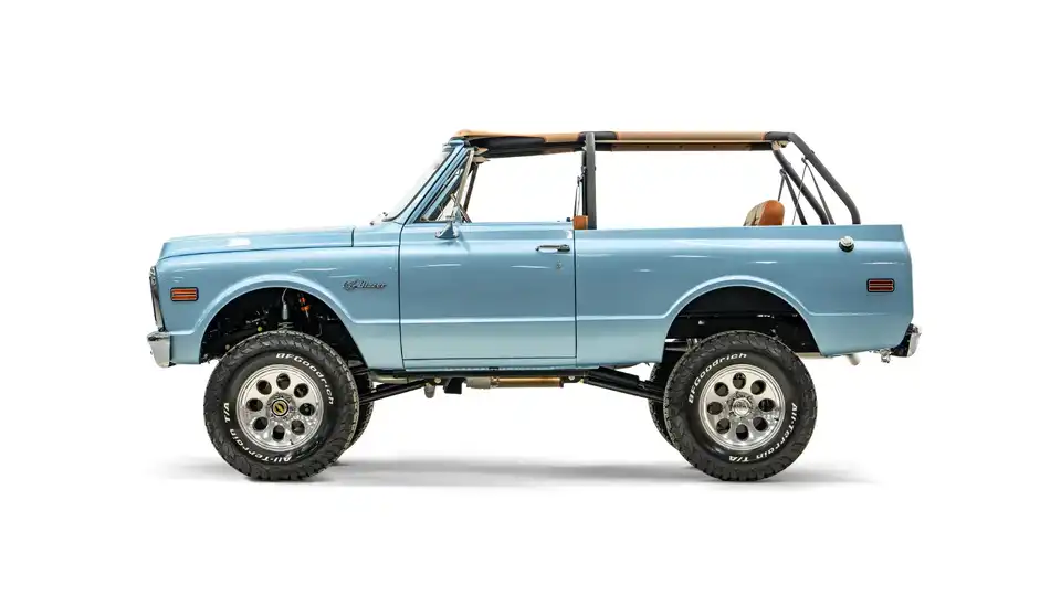1972 Chevrolet K5 Blazer_8 Passenger Side