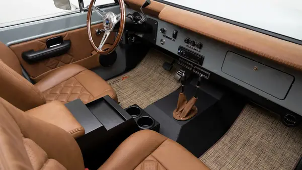 1970 Velocity Classic Ford Bronco_18 Passenger Side Interior