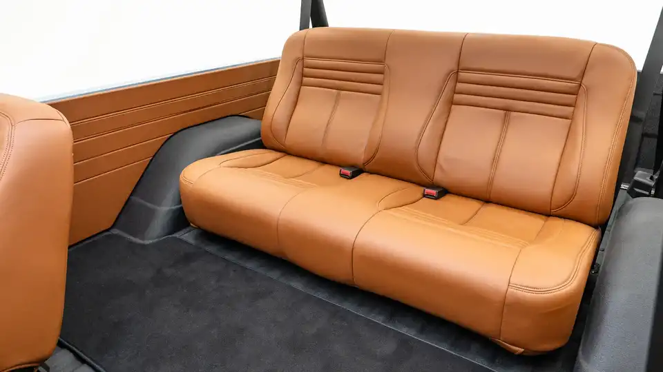 1972 Chevrolet K5 Blazer_16 Rear Onterior