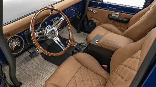 1975 Custom Ford Bronco_ 14 15 Driver Side Interior