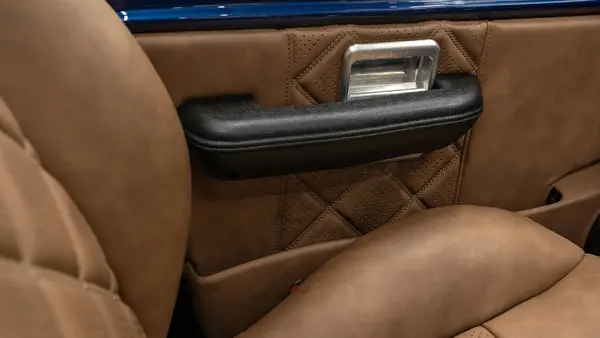 1975 Custom Ford Bronco_19 Interior