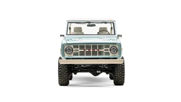 1974 Seafoam Vintage Ford Bronco_5 Front