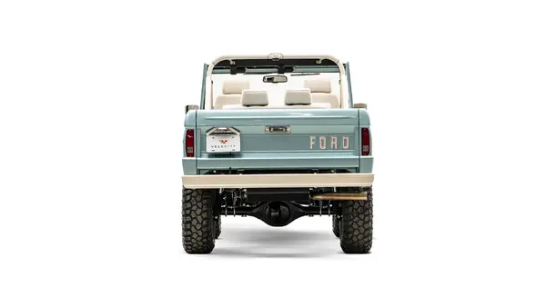 1974 Seafoam Vintage Ford Bronco_11 Rear Tailgate