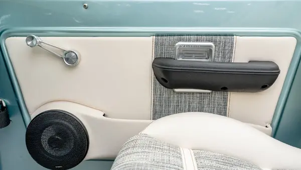 1974 Seafoam Vintage Ford Bronco_19 Interior